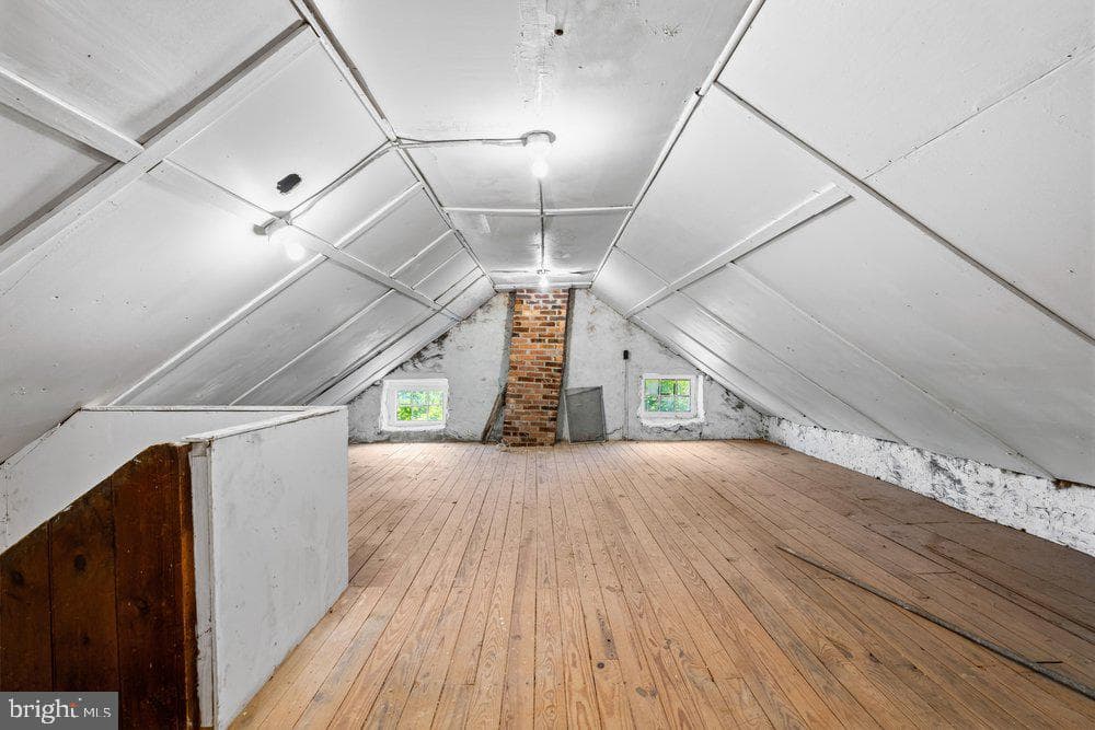 201 E Moyer Road photo 46
