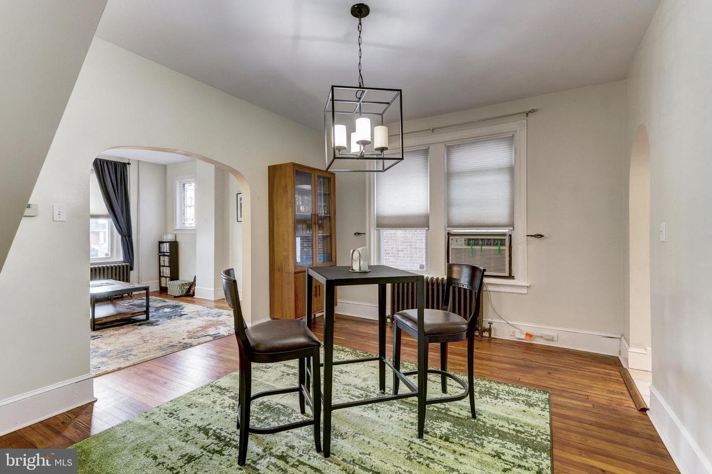138 W 8th Avenue photo 9