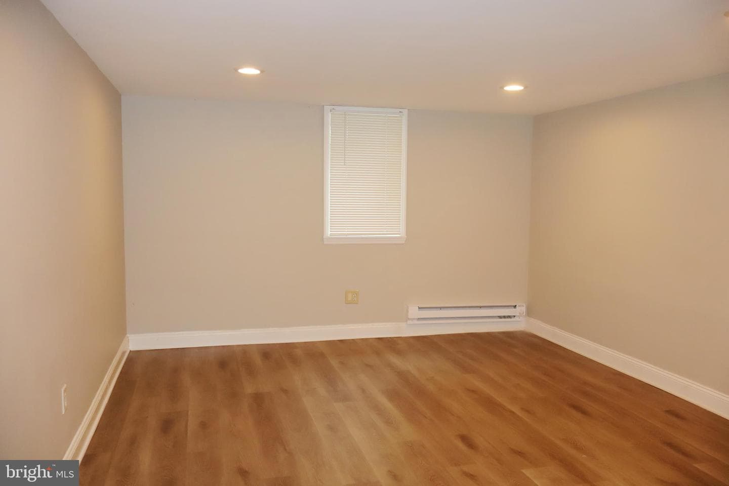 1203 Osbourne Avenue photo 20