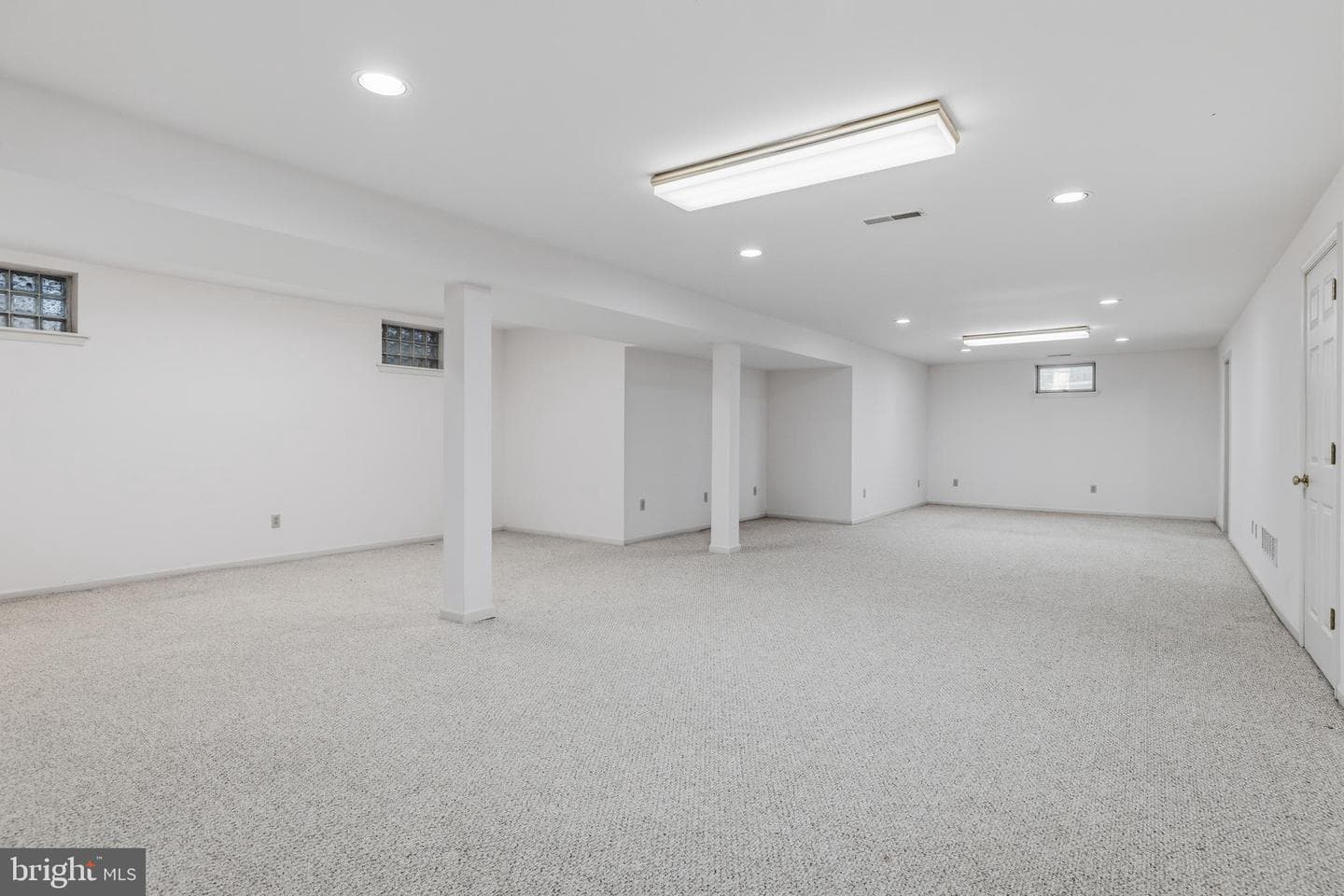 2160 Huntingdon Road photo 40