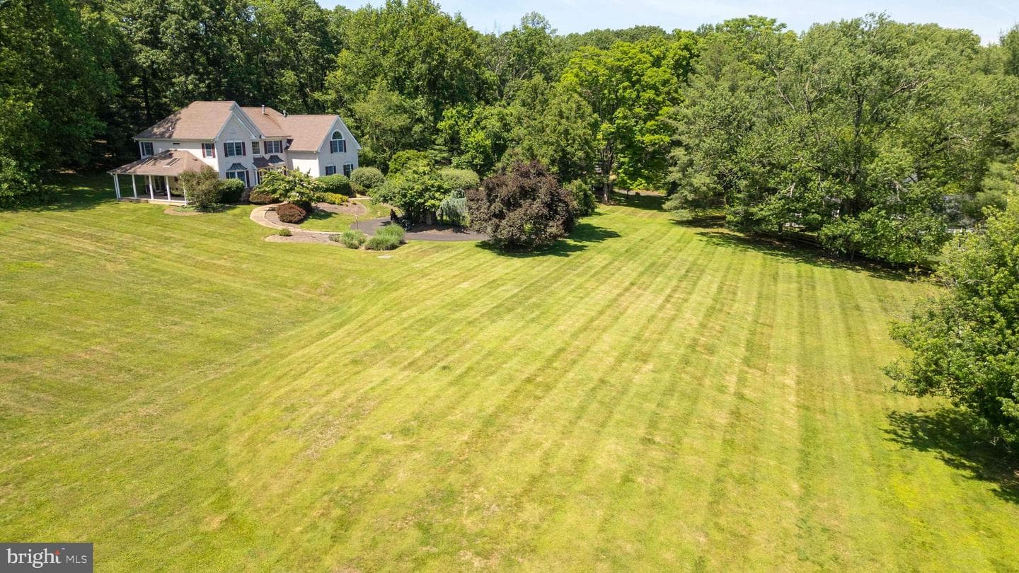 2160 Huntingdon Road photo 71