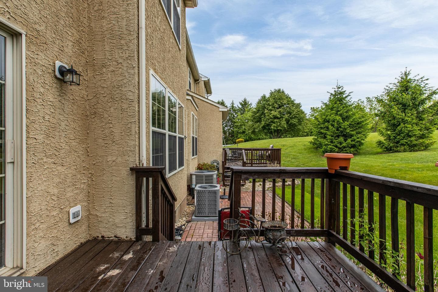 80 Chadwick Circle photo 4