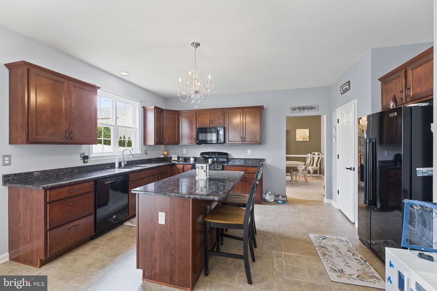 114 Lawrence Drive photo 10