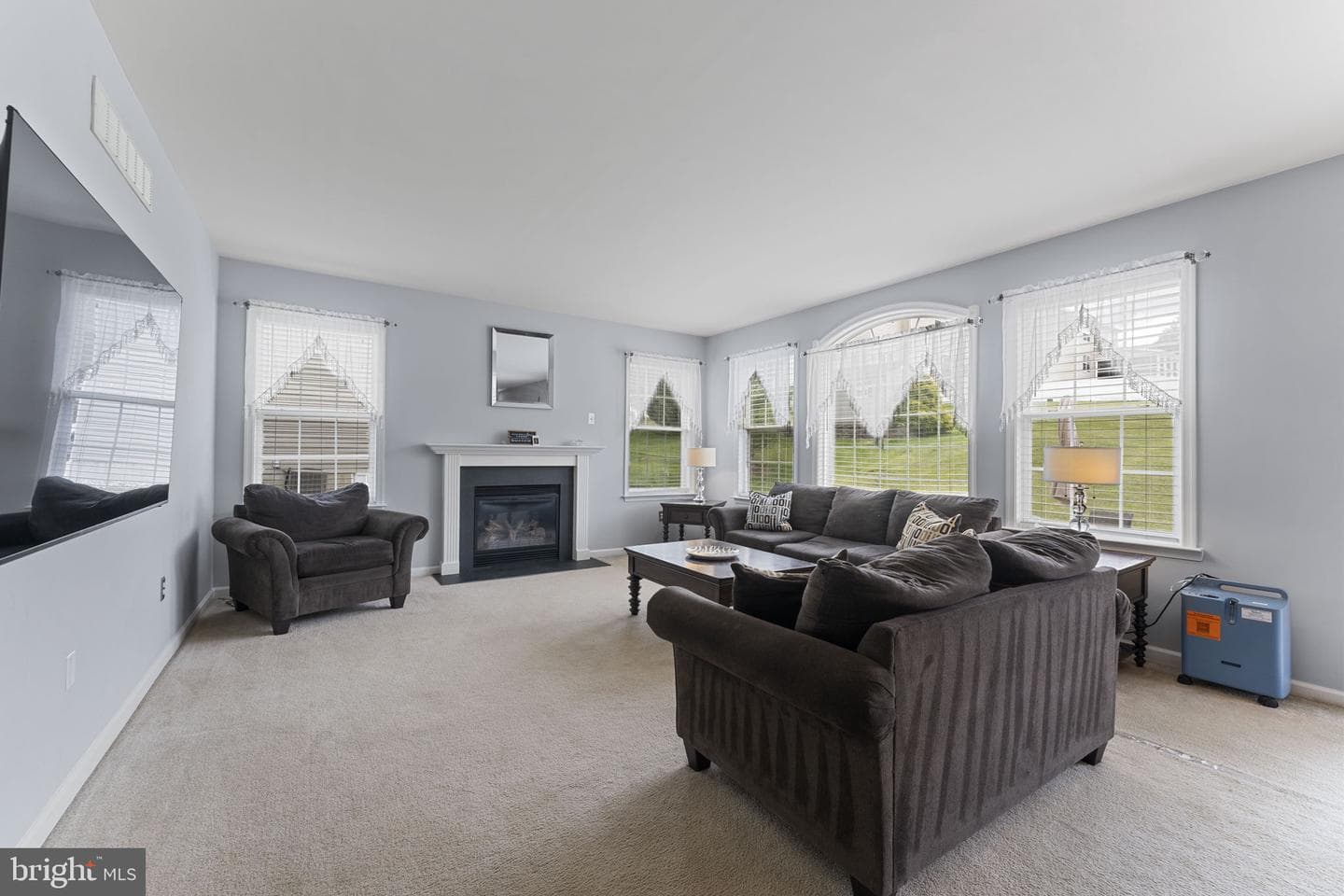 114 Lawrence Drive photo 16