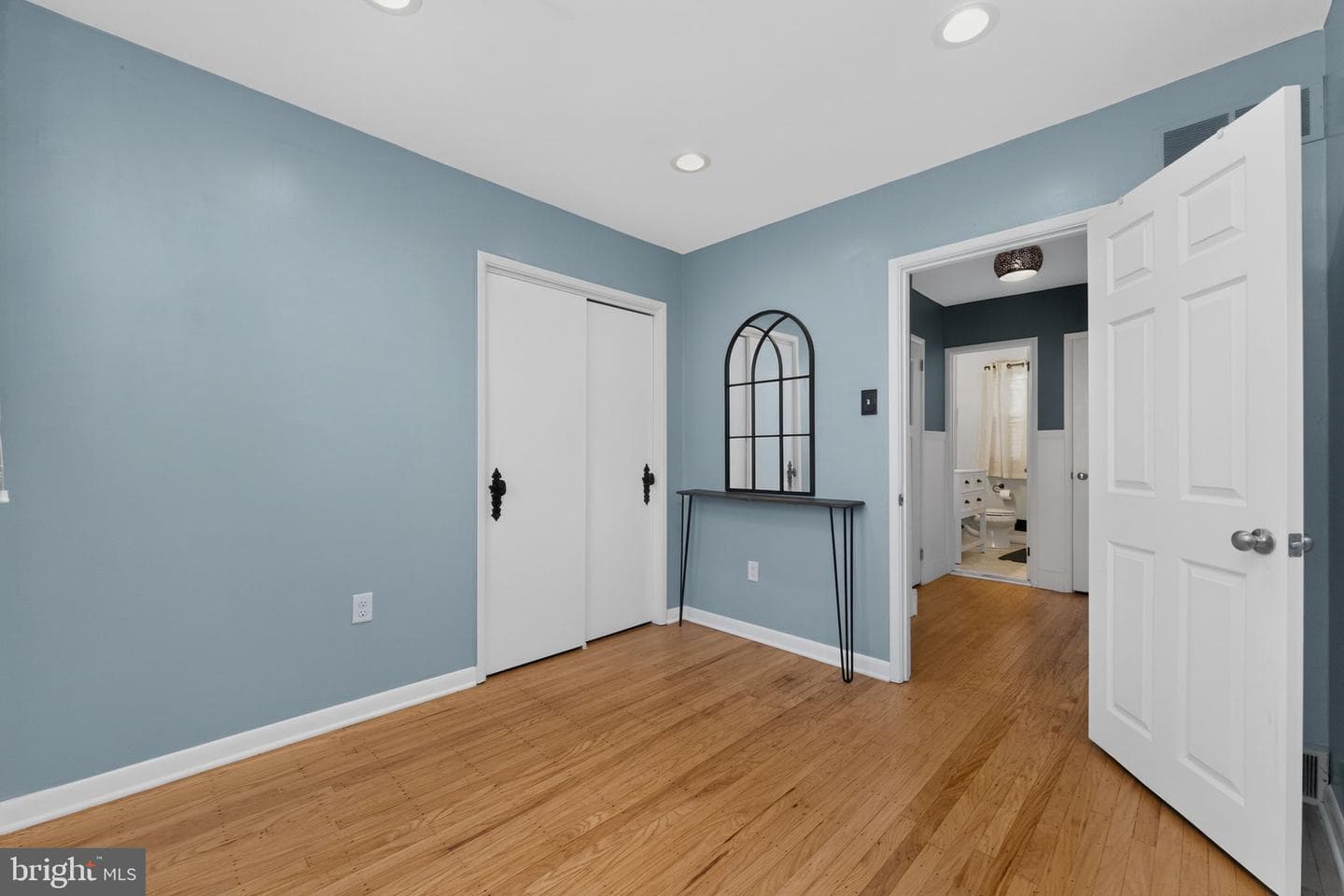 701 Abbey Lane photo 21