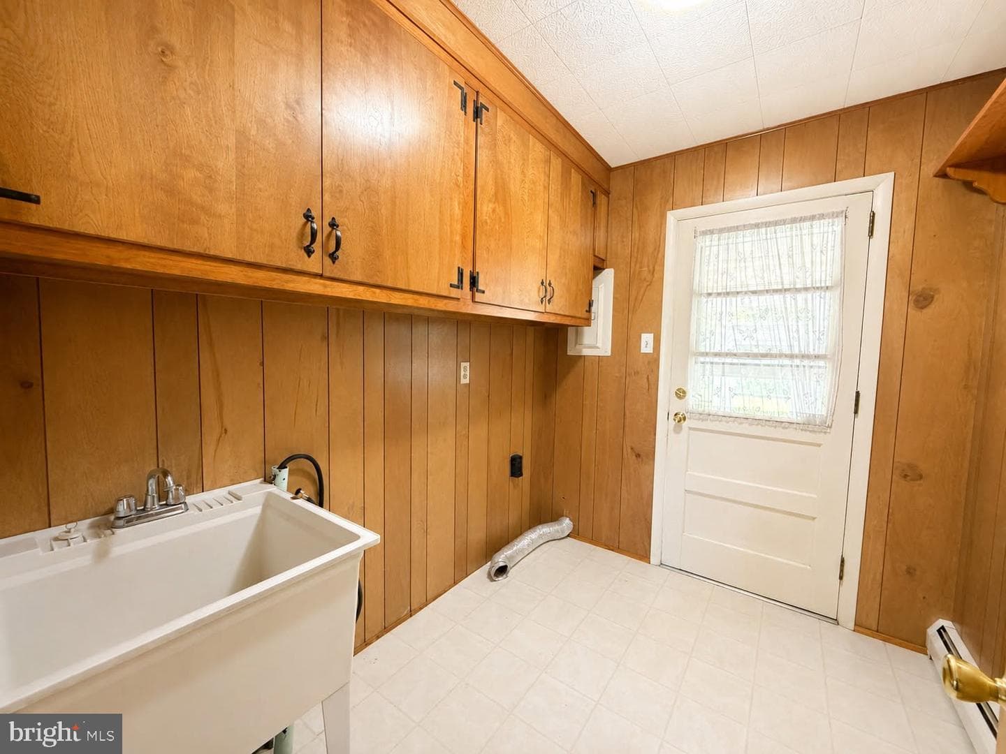 416 Jennifer Lane photo 10