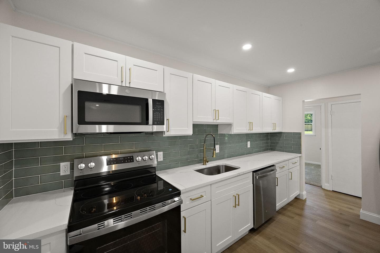 231 Orchard Lane photo 10