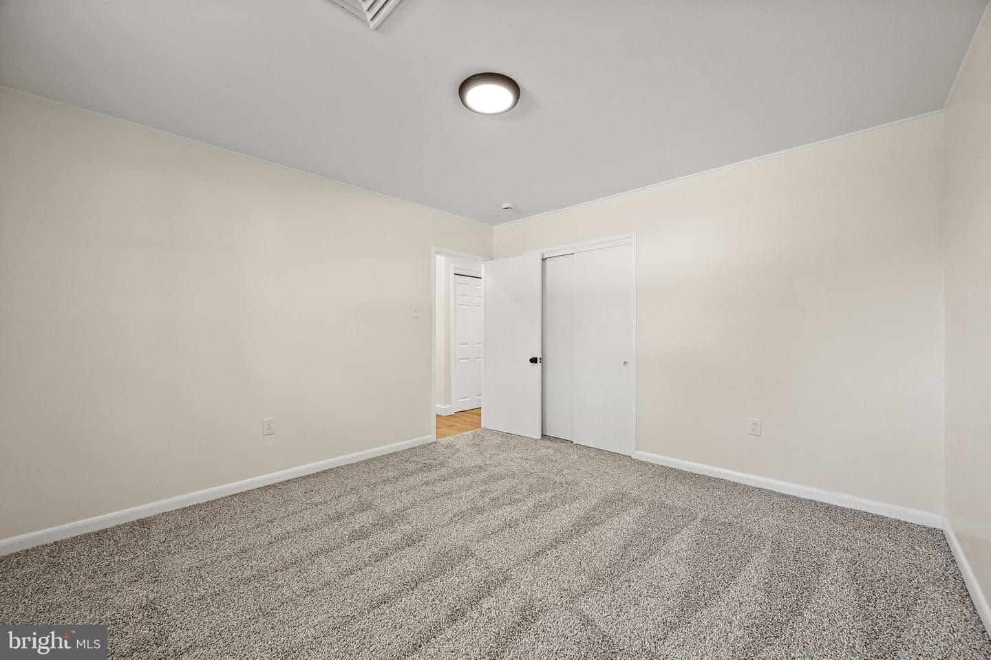 231 Orchard Lane photo 17