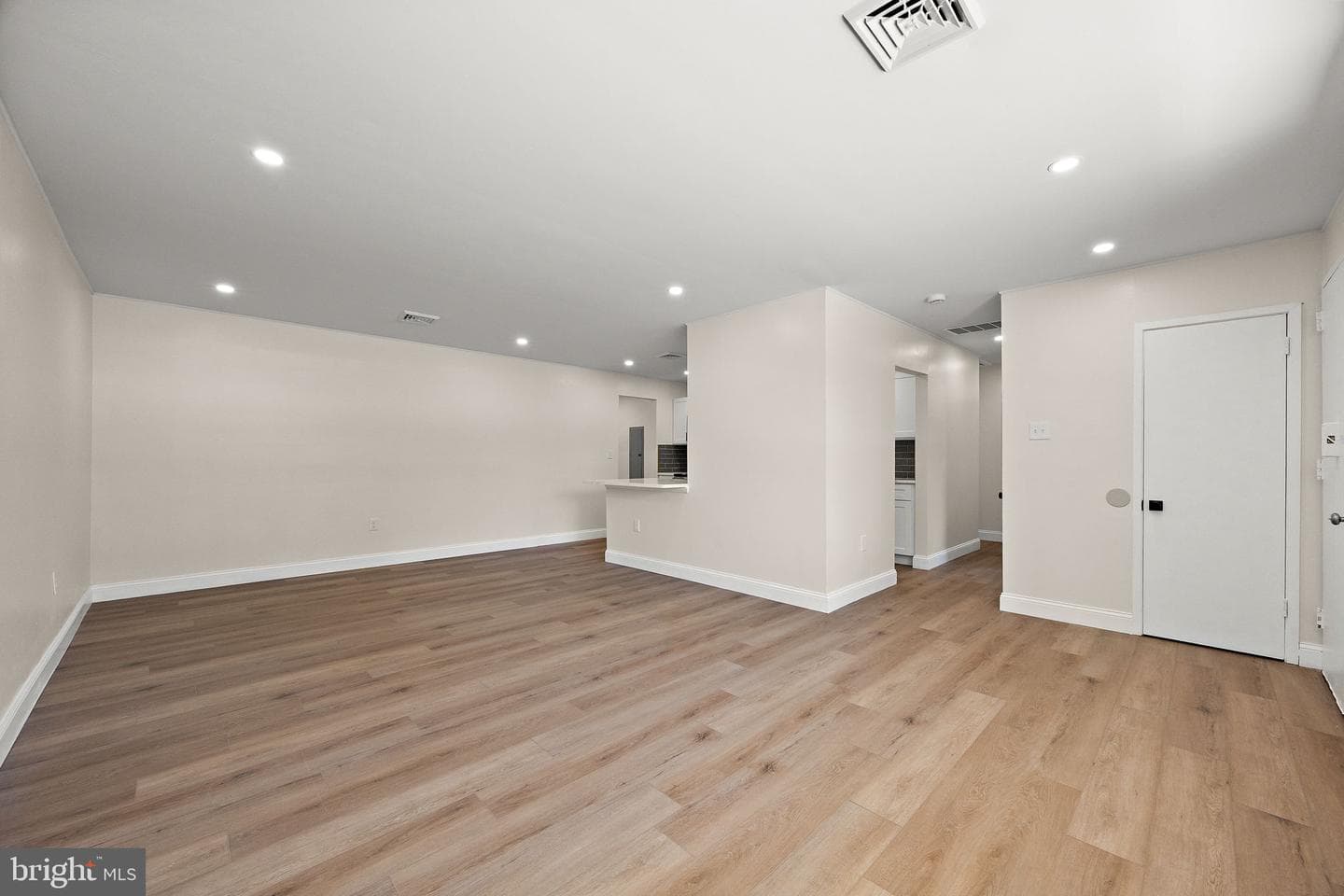231 Orchard Lane photo 6