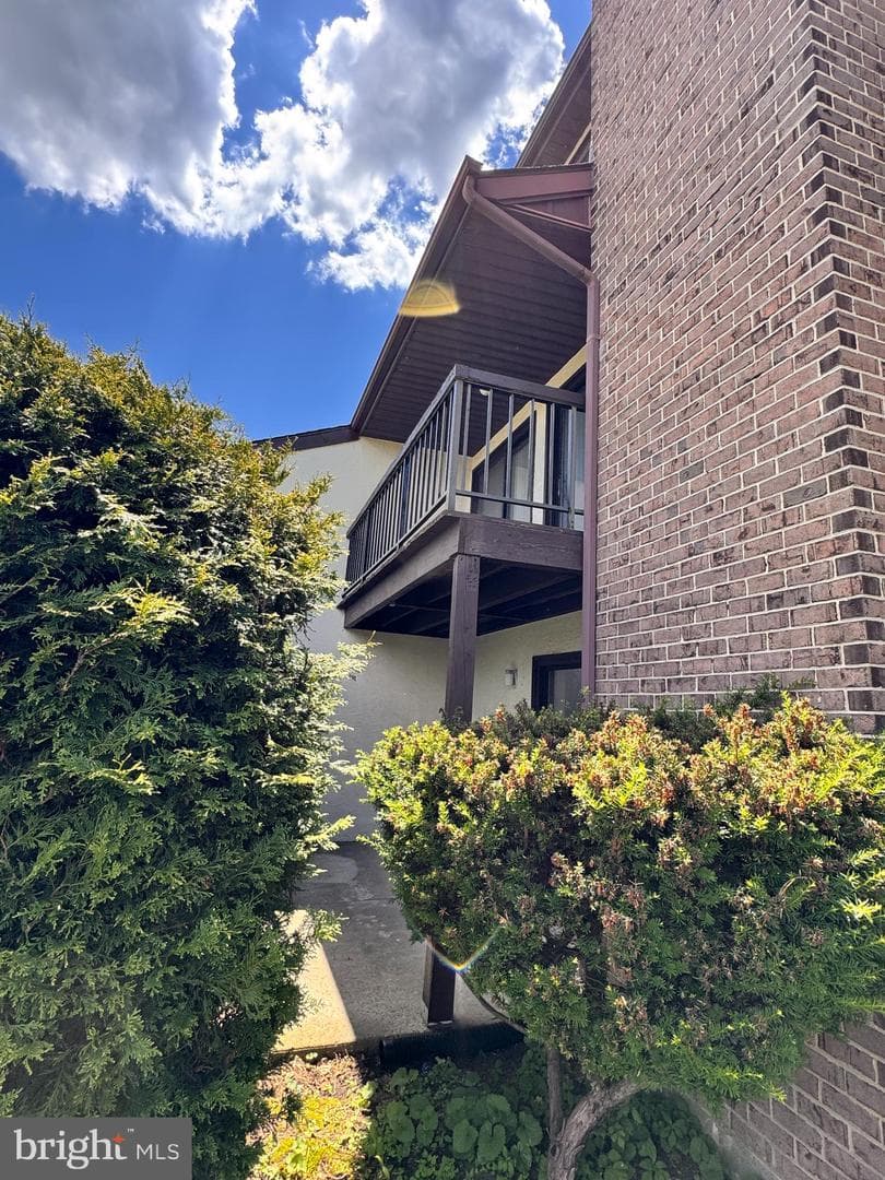 402 Harrison Place photo 23