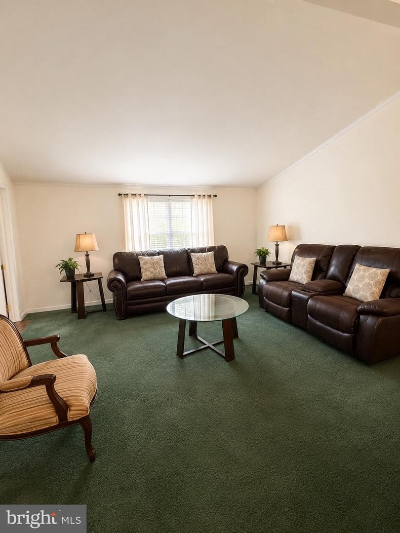 12 Longwood Court W photo 3