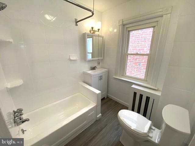 342 W 5th Street photo 9