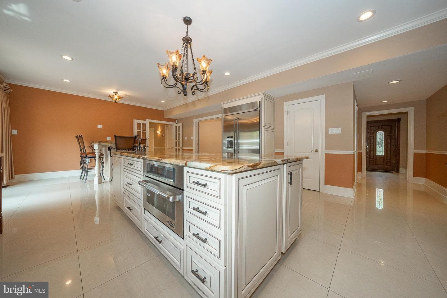 1041 Herkness Drive photo 12