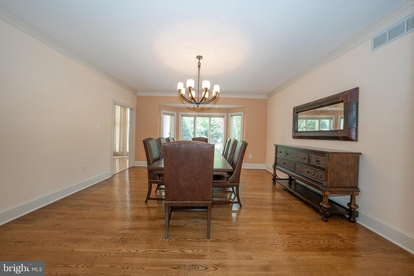 1041 Herkness Drive photo 16