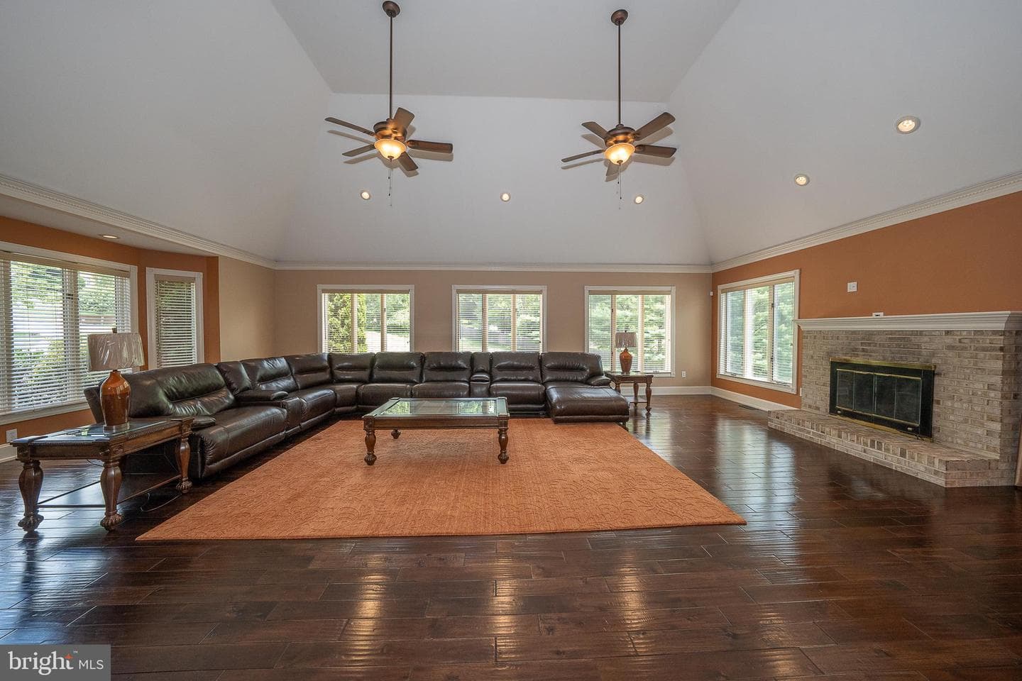 1041 Herkness Drive photo 20