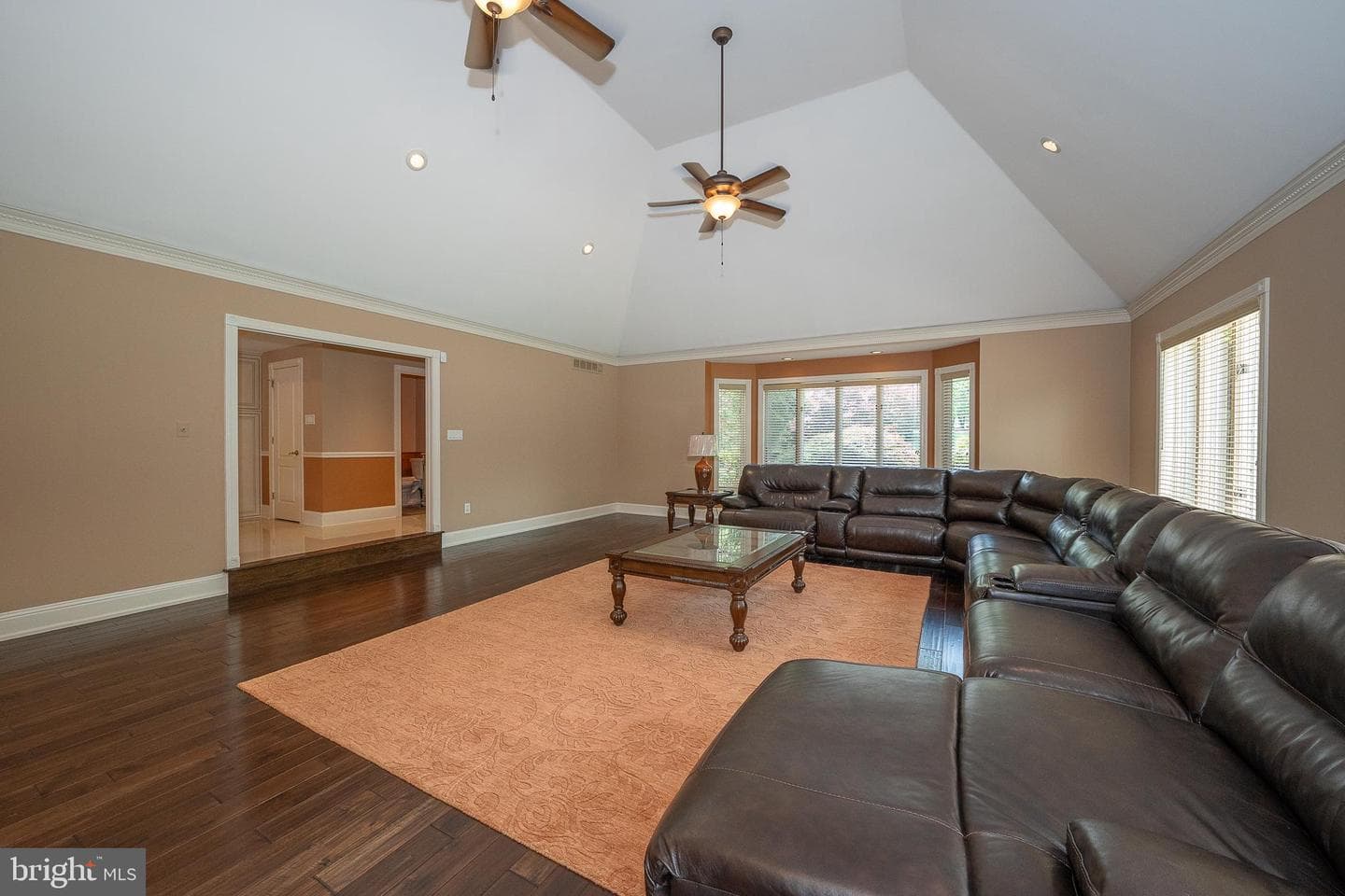 1041 Herkness Drive photo 23