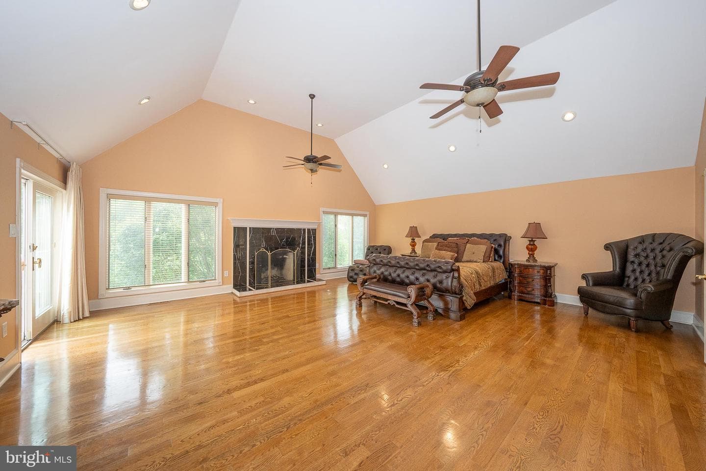 1041 Herkness Drive photo 29