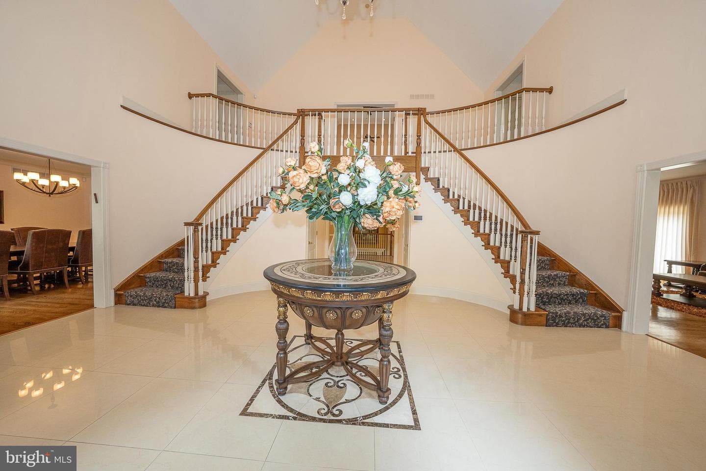 1041 Herkness Drive photo 4