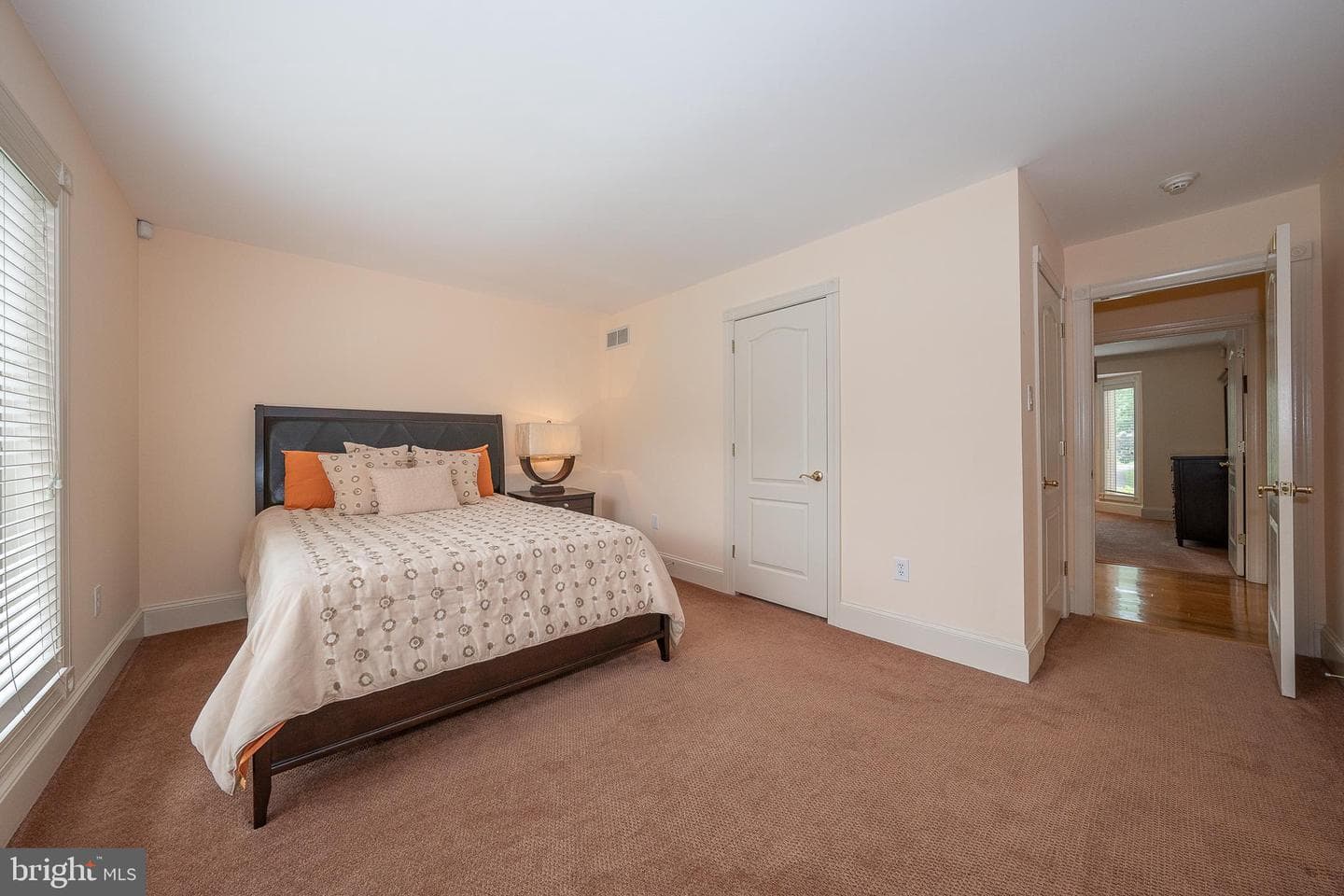 1041 Herkness Drive photo 44