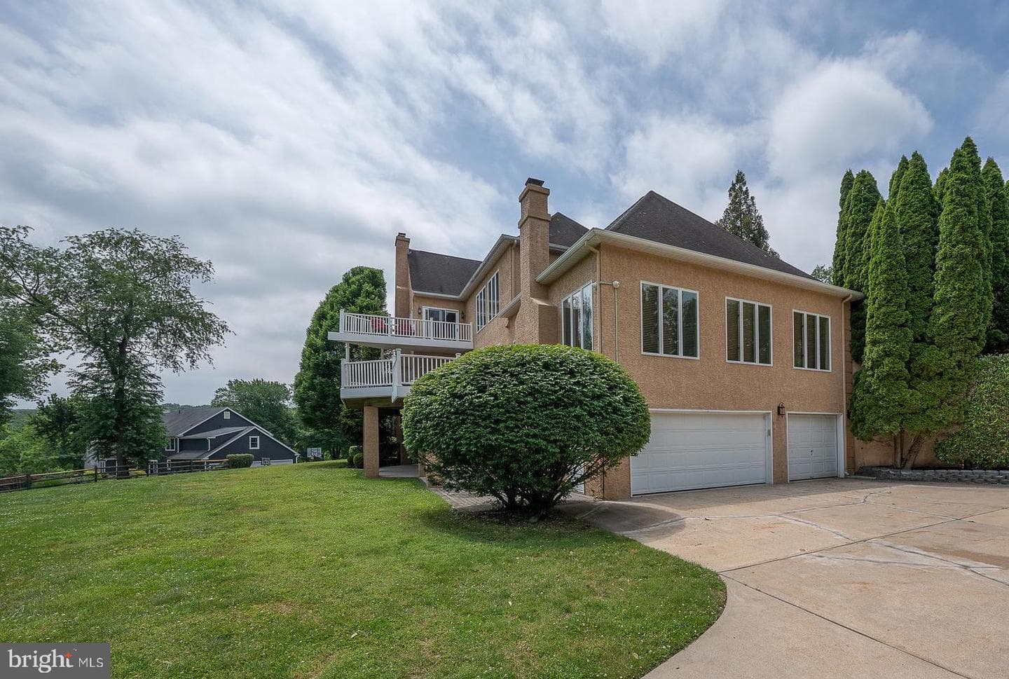 1041 Herkness Drive photo 80