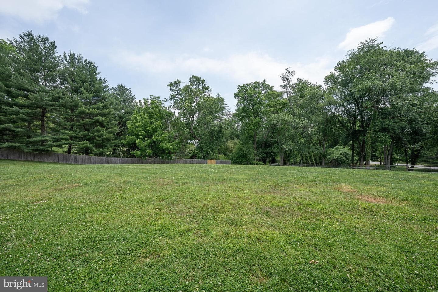 1041 Herkness Drive photo 85