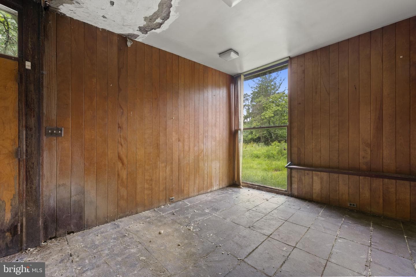 2935 Whitehall Road photo 19