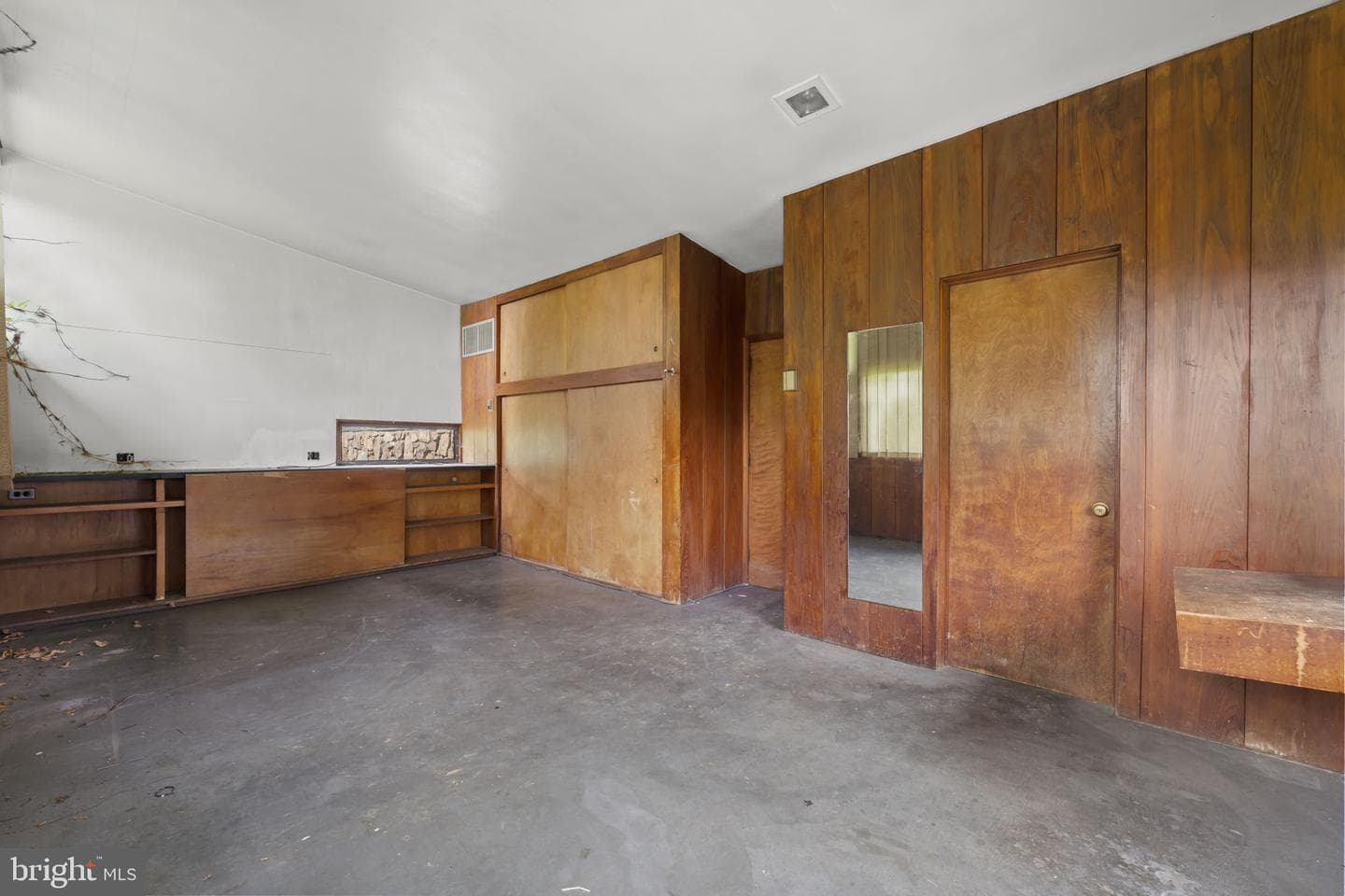 2935 Whitehall Road photo 26