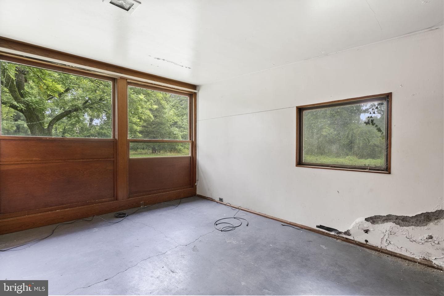 2935 Whitehall Road photo 30