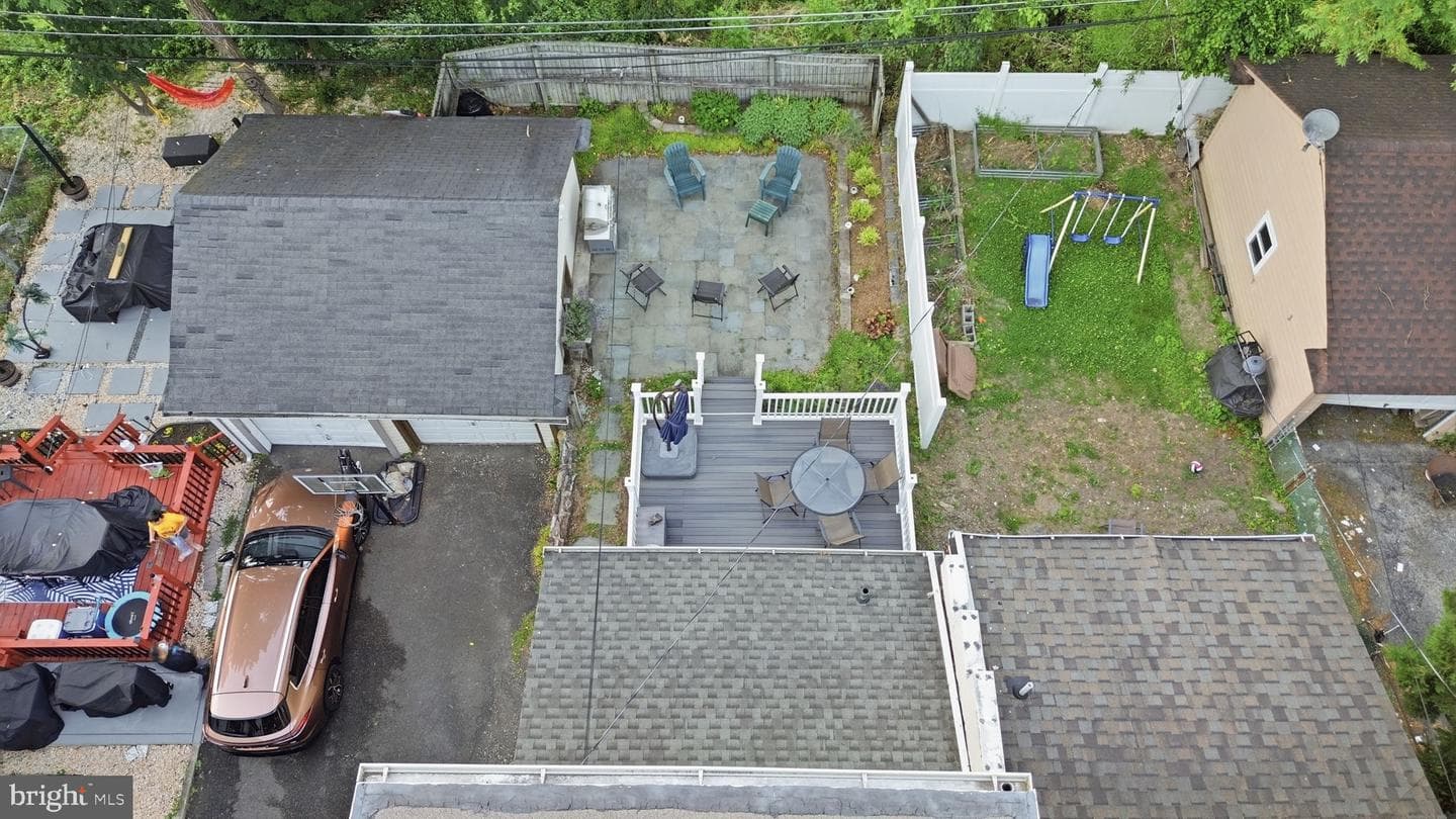843 Elkins Avenue photo 31