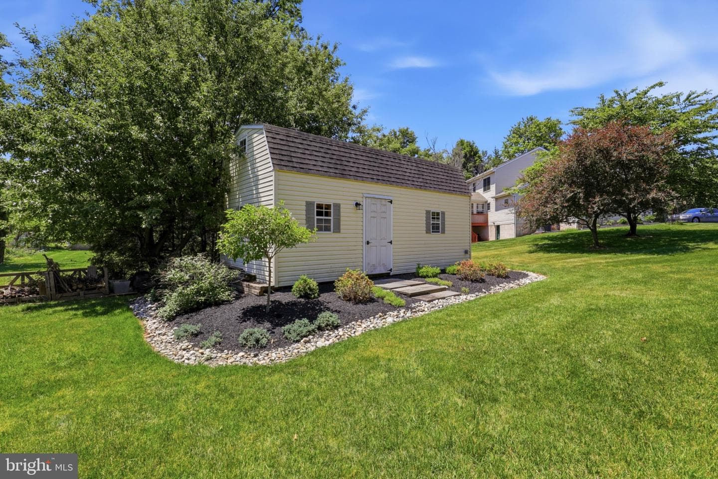 587 Weikel Road photo 40
