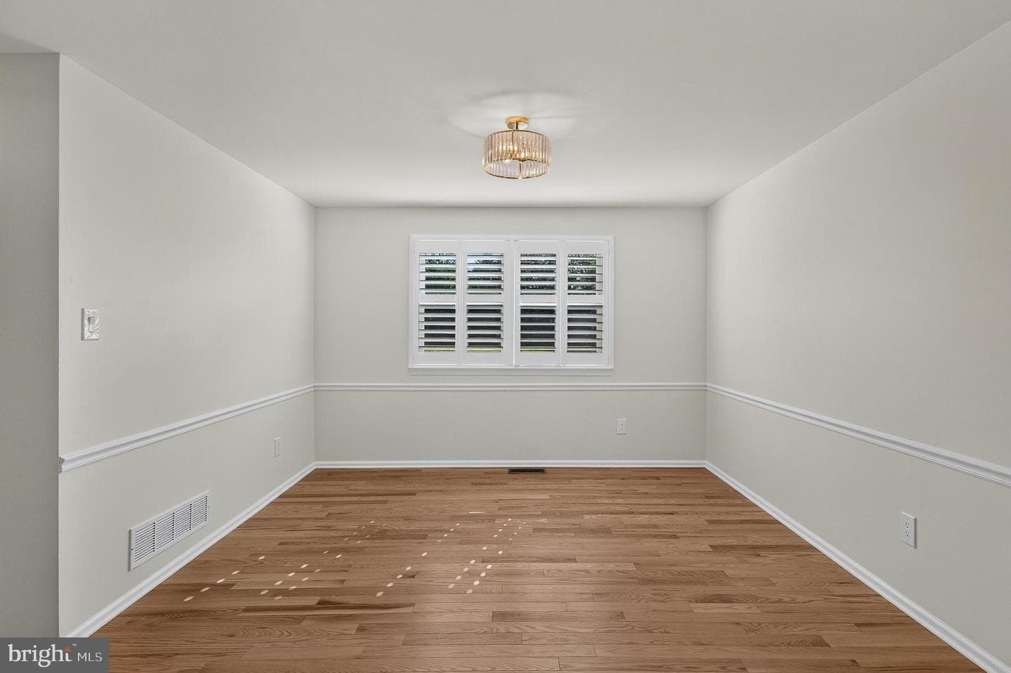 1146 Squires Way photo 13