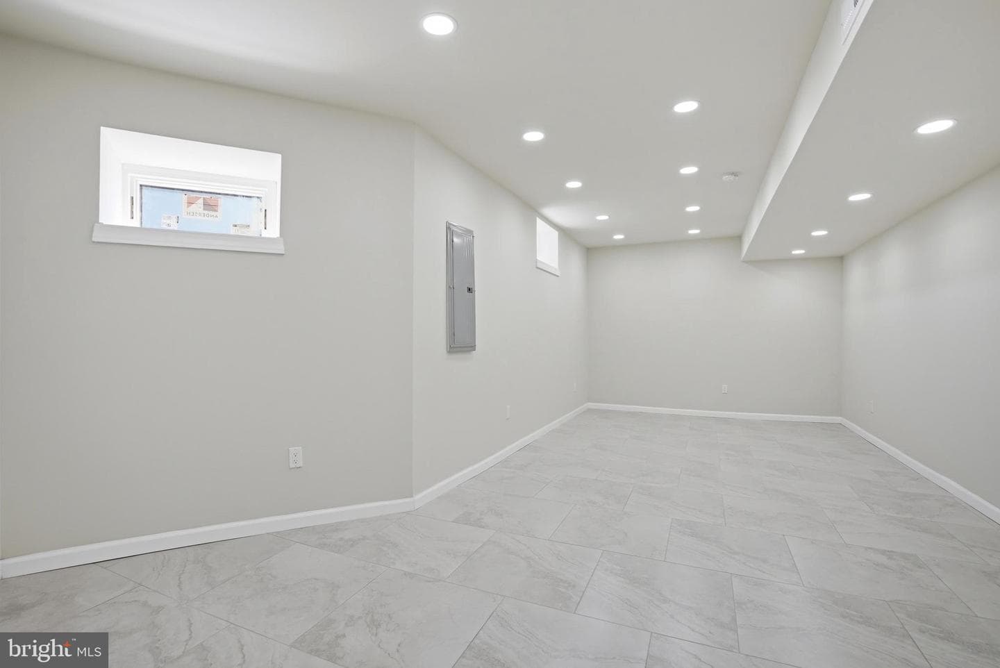 249 Washington Lane photo 44