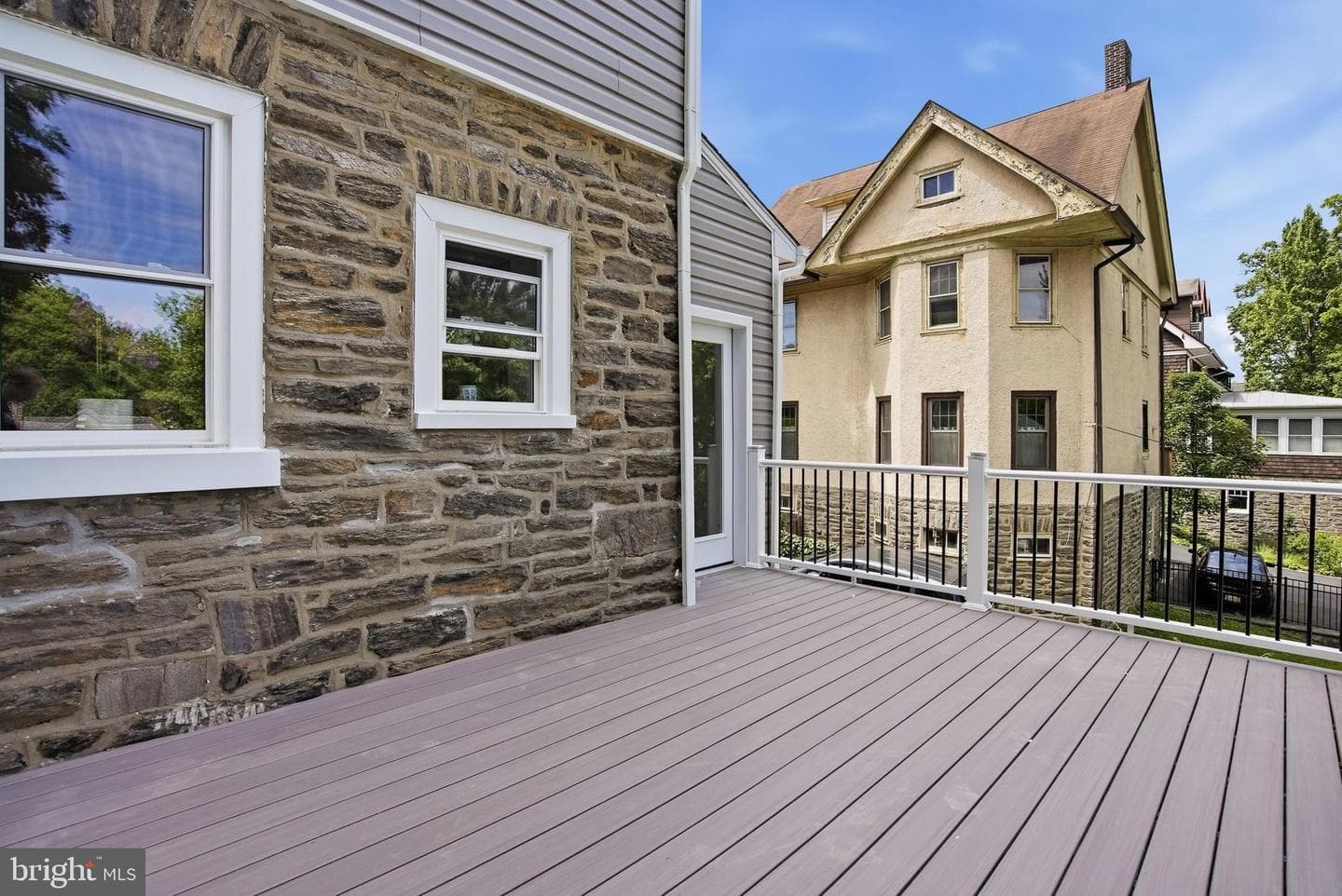 249 Washington Lane photo 49