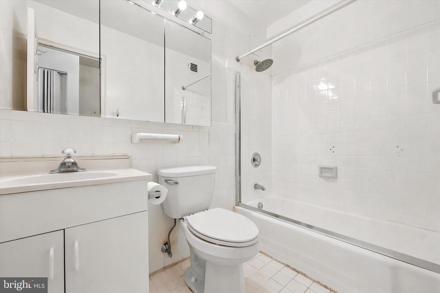 1600 Hagys Ford Road #6-B photo 9