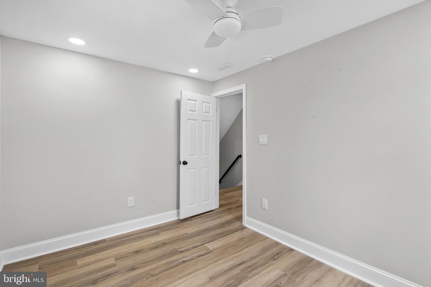 1082 Edge Hill Road photo 26