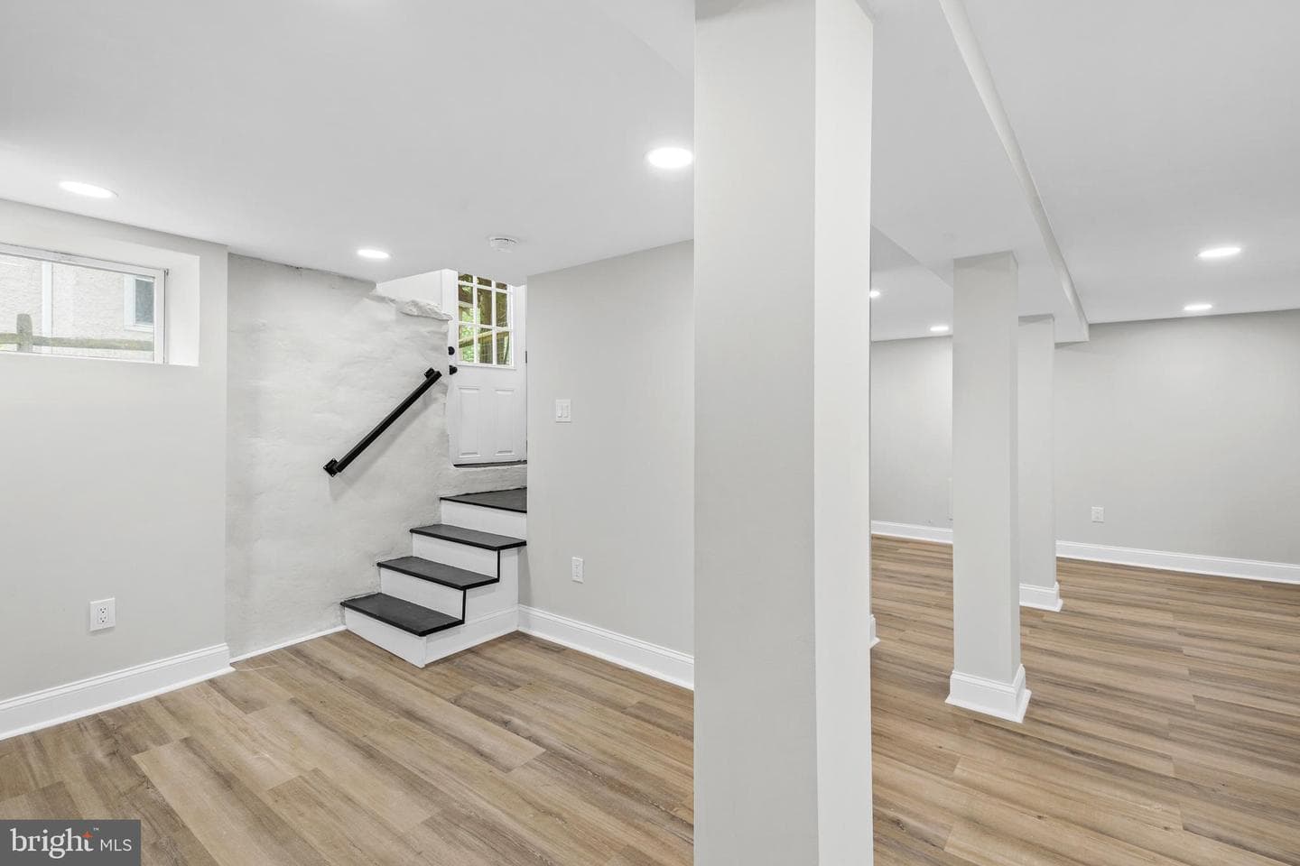 1082 Edge Hill Road photo 34