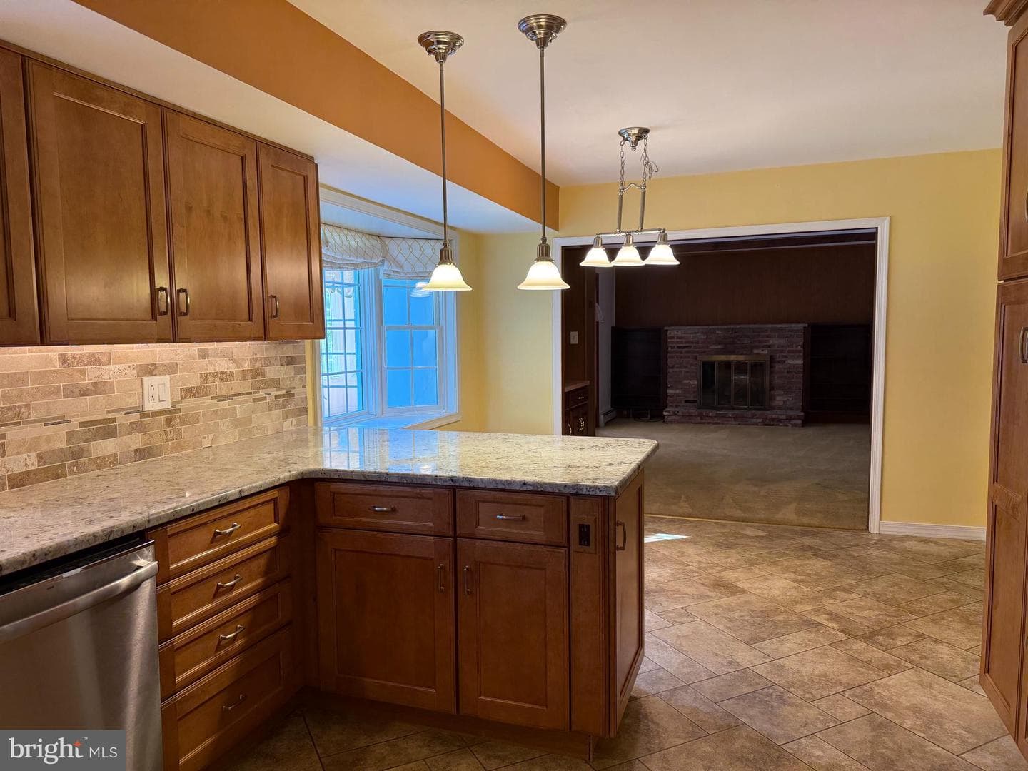 1038 Hickory Drive photo 5