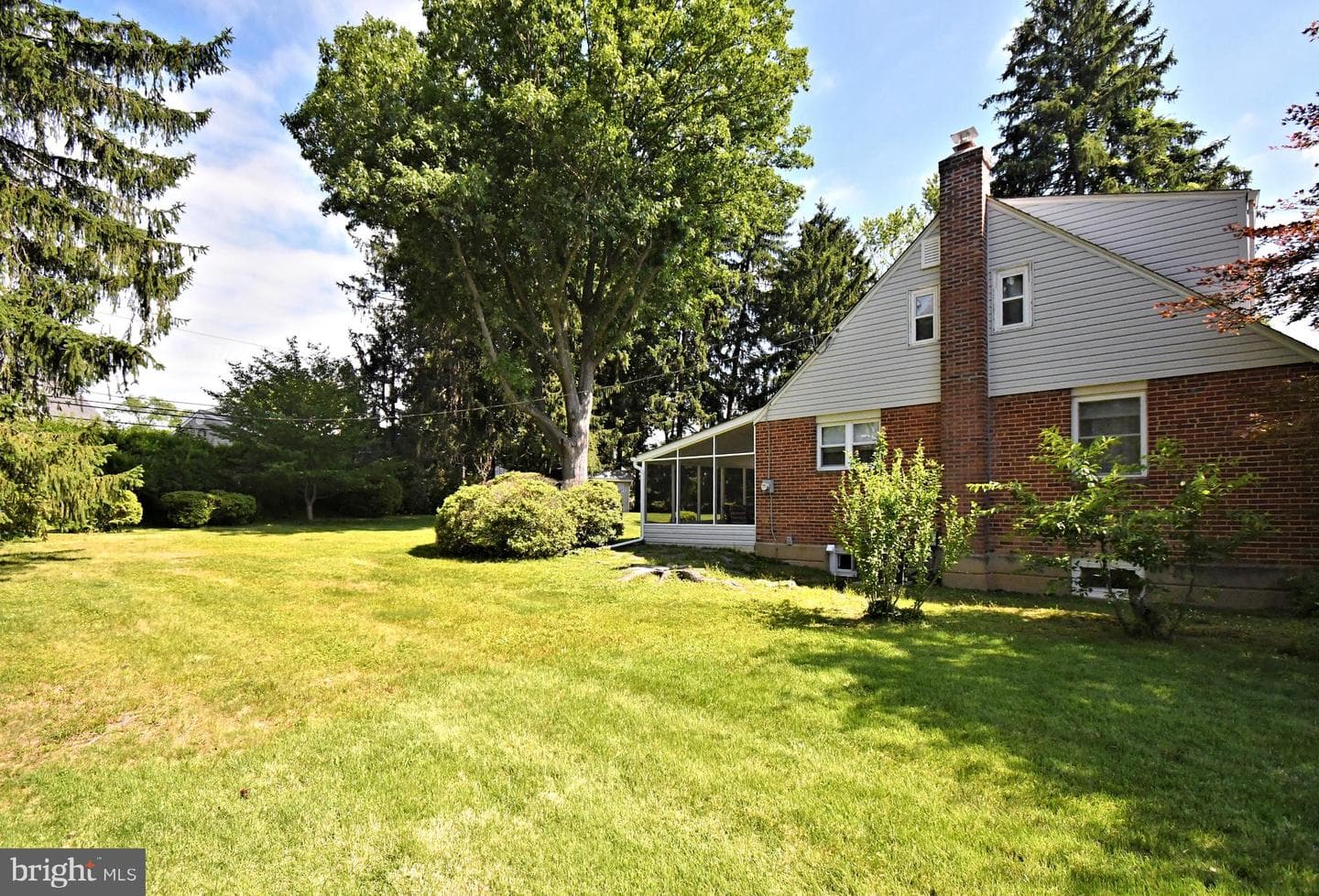610 Topsfield Road photo 38