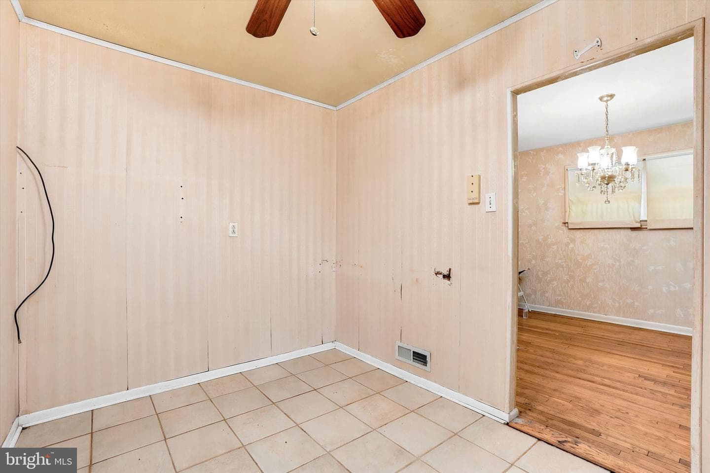 858 Hilldale Road photo 12