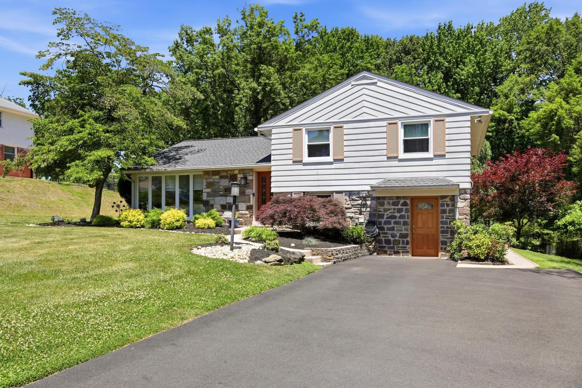 467 Wingate Road, Huntingdon Valley