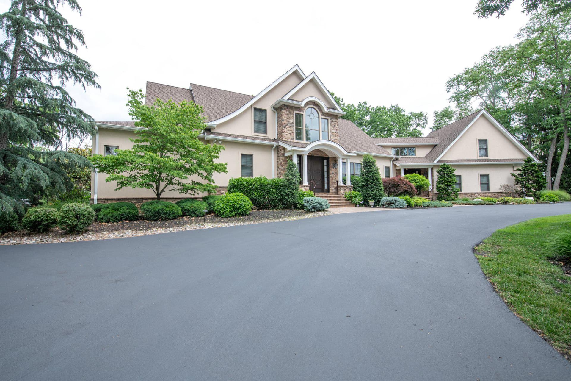 711 Moredon Road, Jenkintown