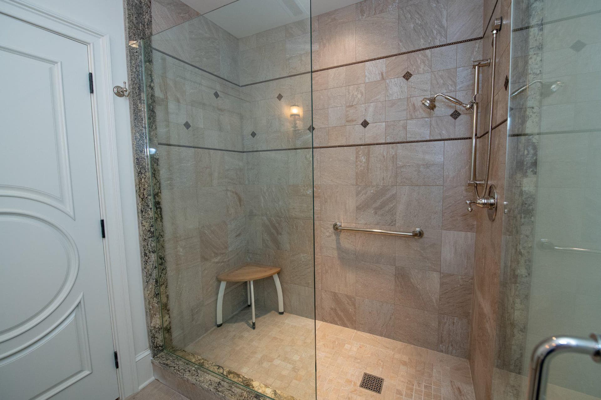 711 Moredon Road photo 106