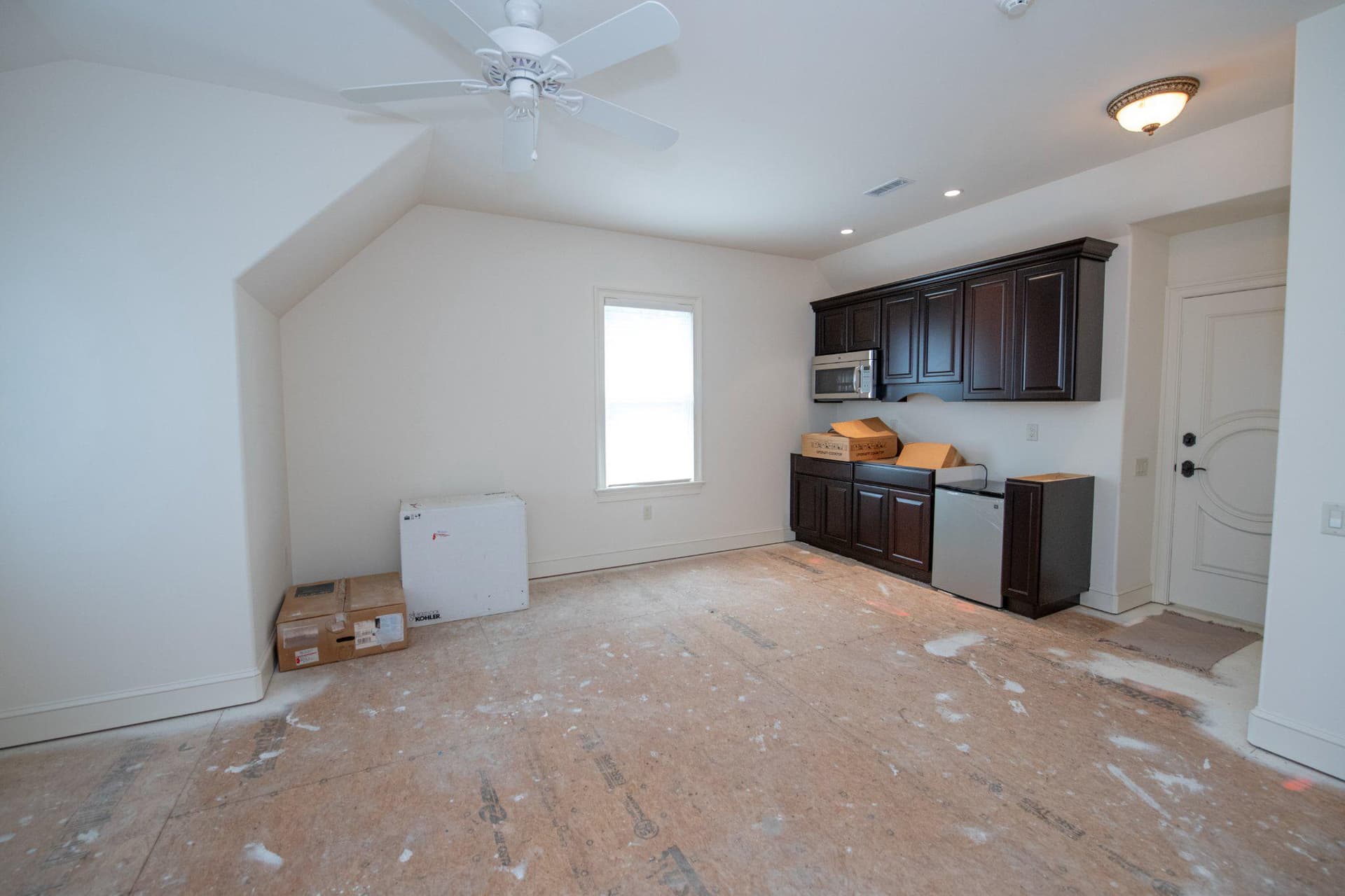 711 Moredon Road photo 135