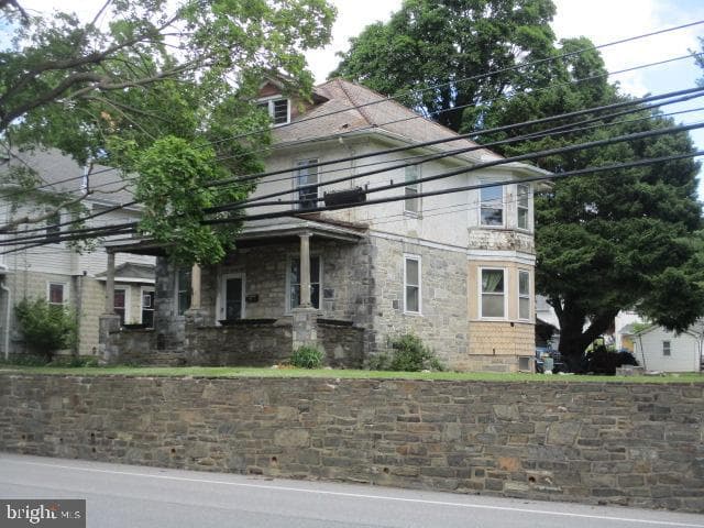 222 E North Lane, Conshohocken
