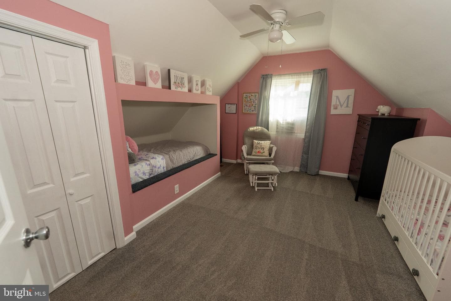 2313 N Charlotte Street photo 35