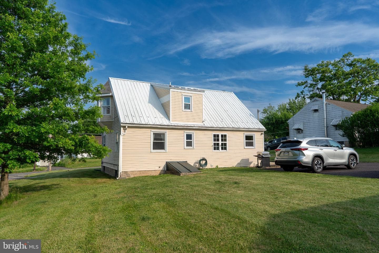 2313 N Charlotte Street photo 45