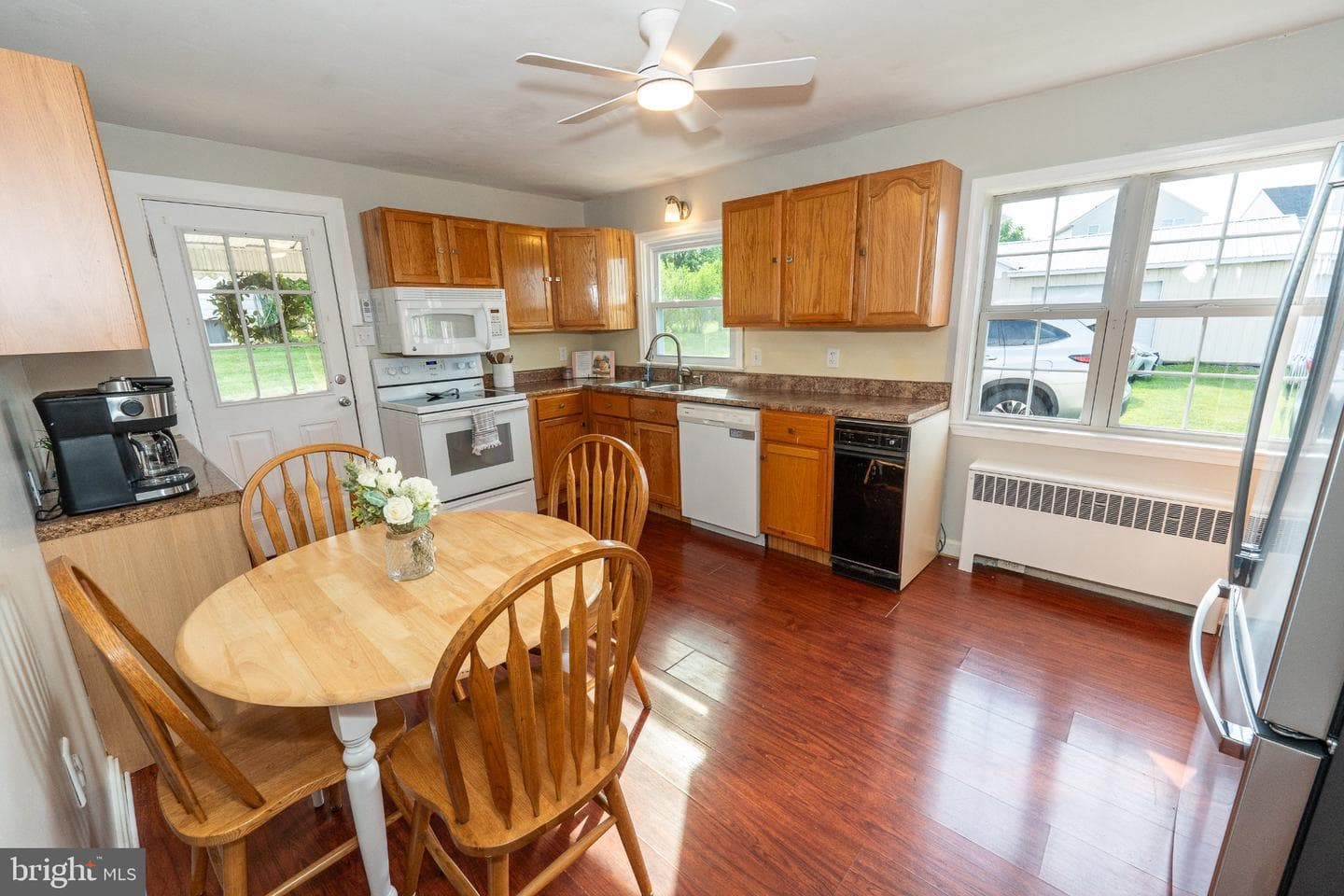 2313 N Charlotte Street photo 5