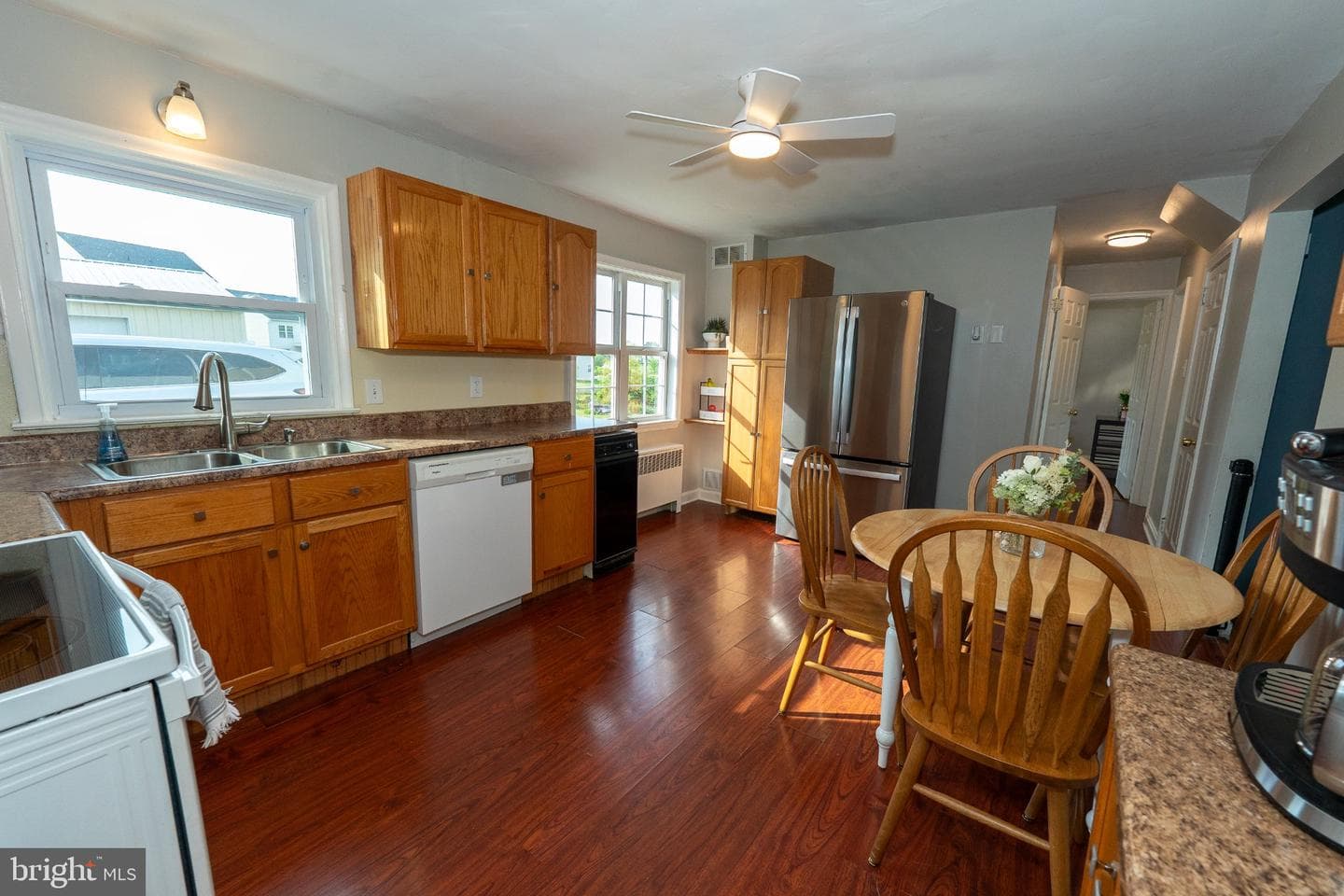 2313 N Charlotte Street photo 6