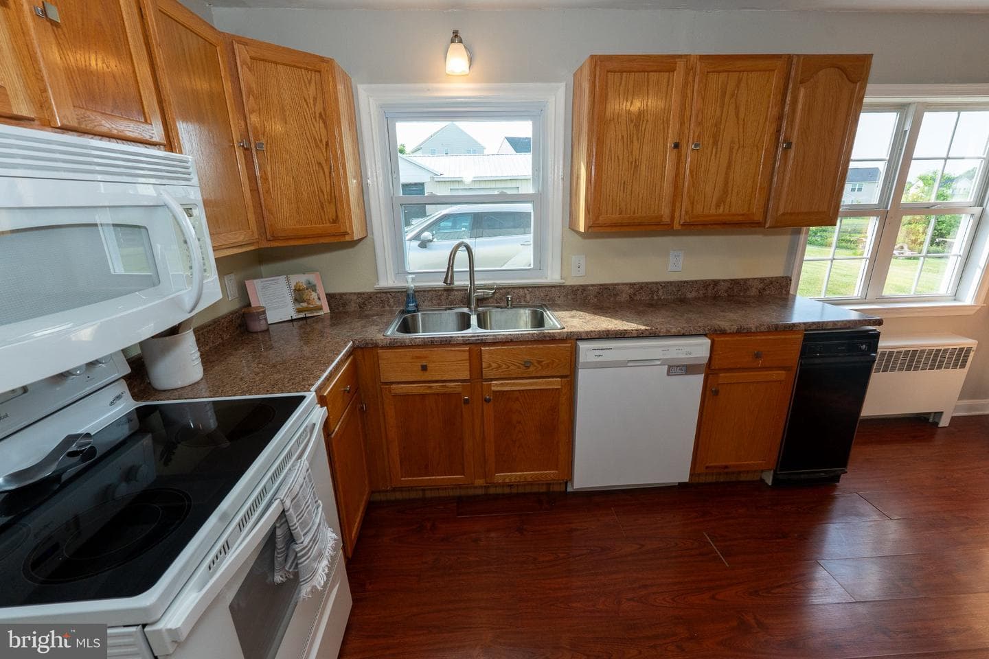 2313 N Charlotte Street photo 8