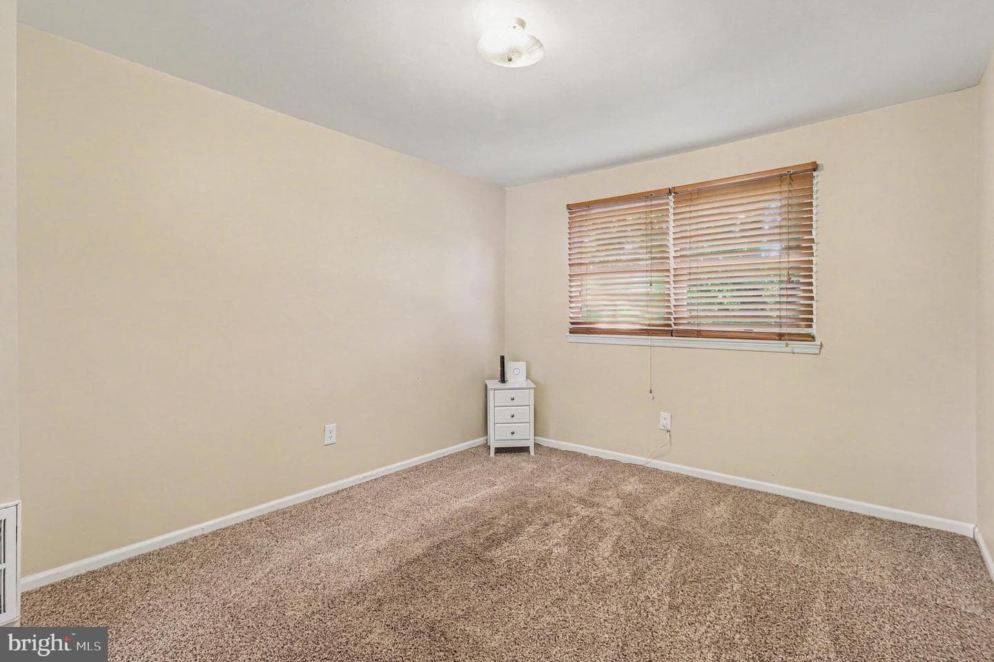 208 N Trooper Road photo 16